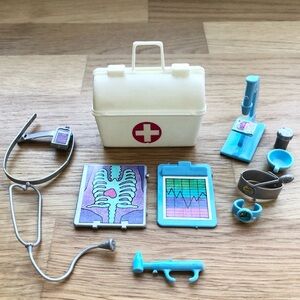 Vintage 90s Barbie Doctor Accessories Kit with microscope 🔬